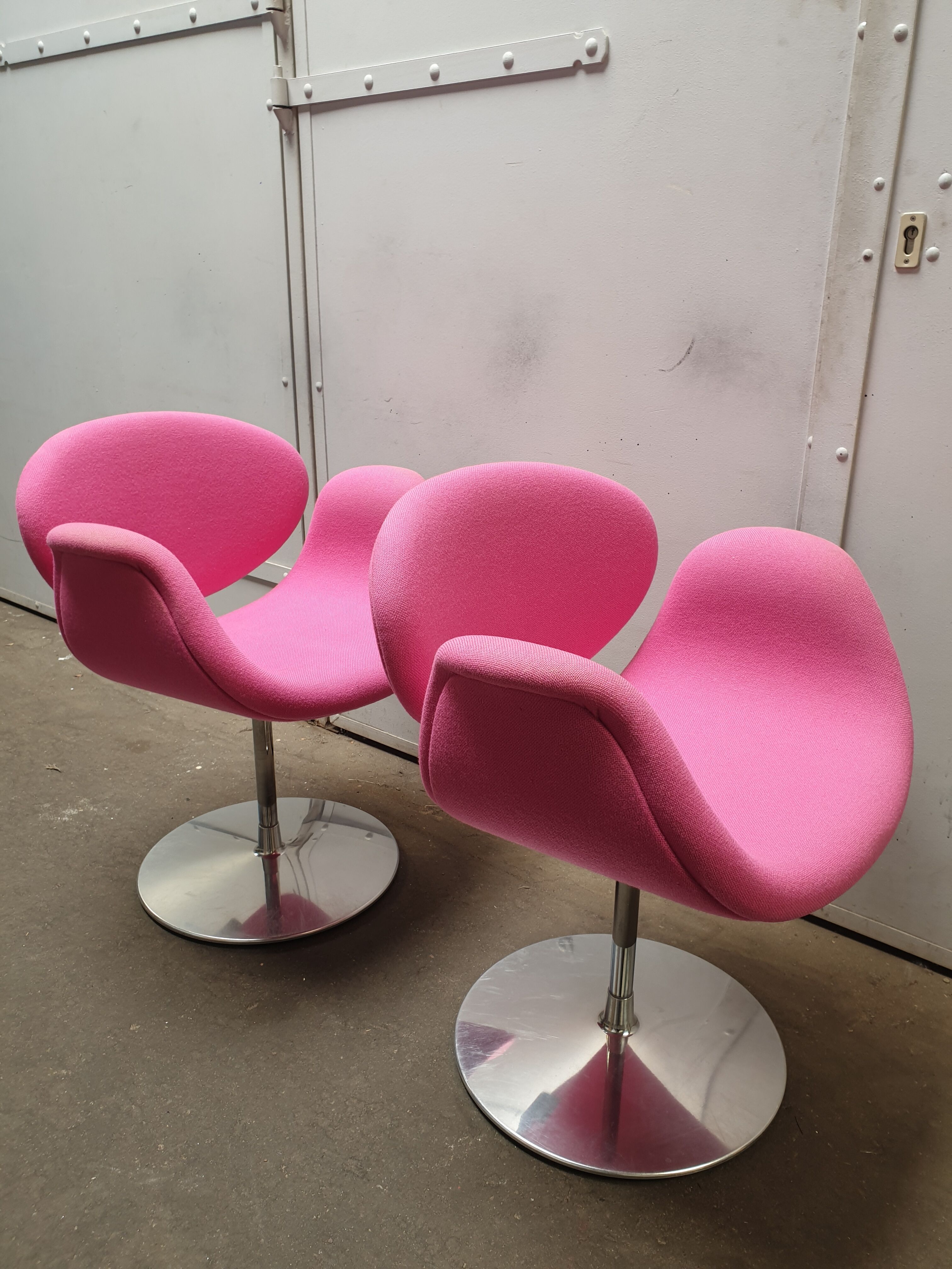 Little Tulip by Pierre Paulin for Artifort