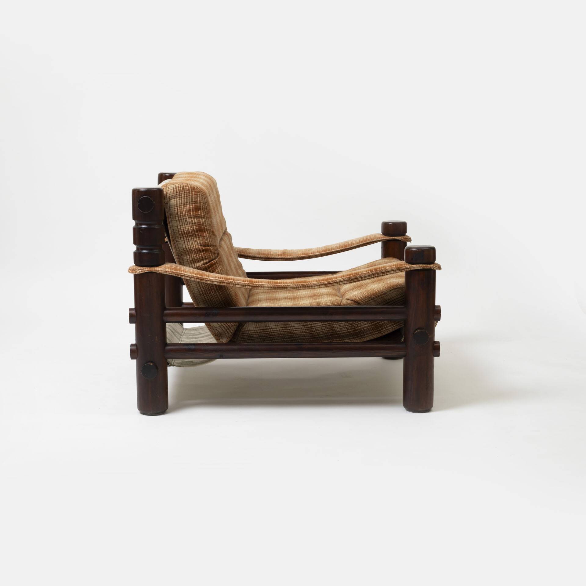 Set of 2 lounge chairs and coffe table model 'Bjorn' by Aleksander Kuczma, Poland, 1970s