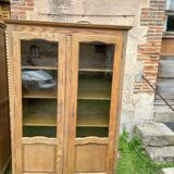 2 old wooden display cases
