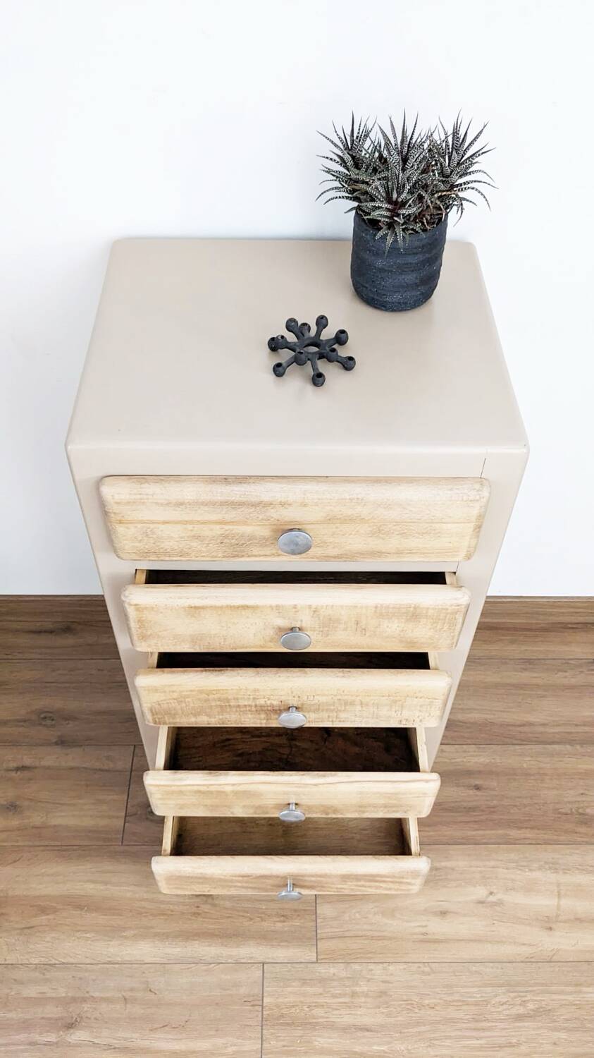 Country chic style chiffonier