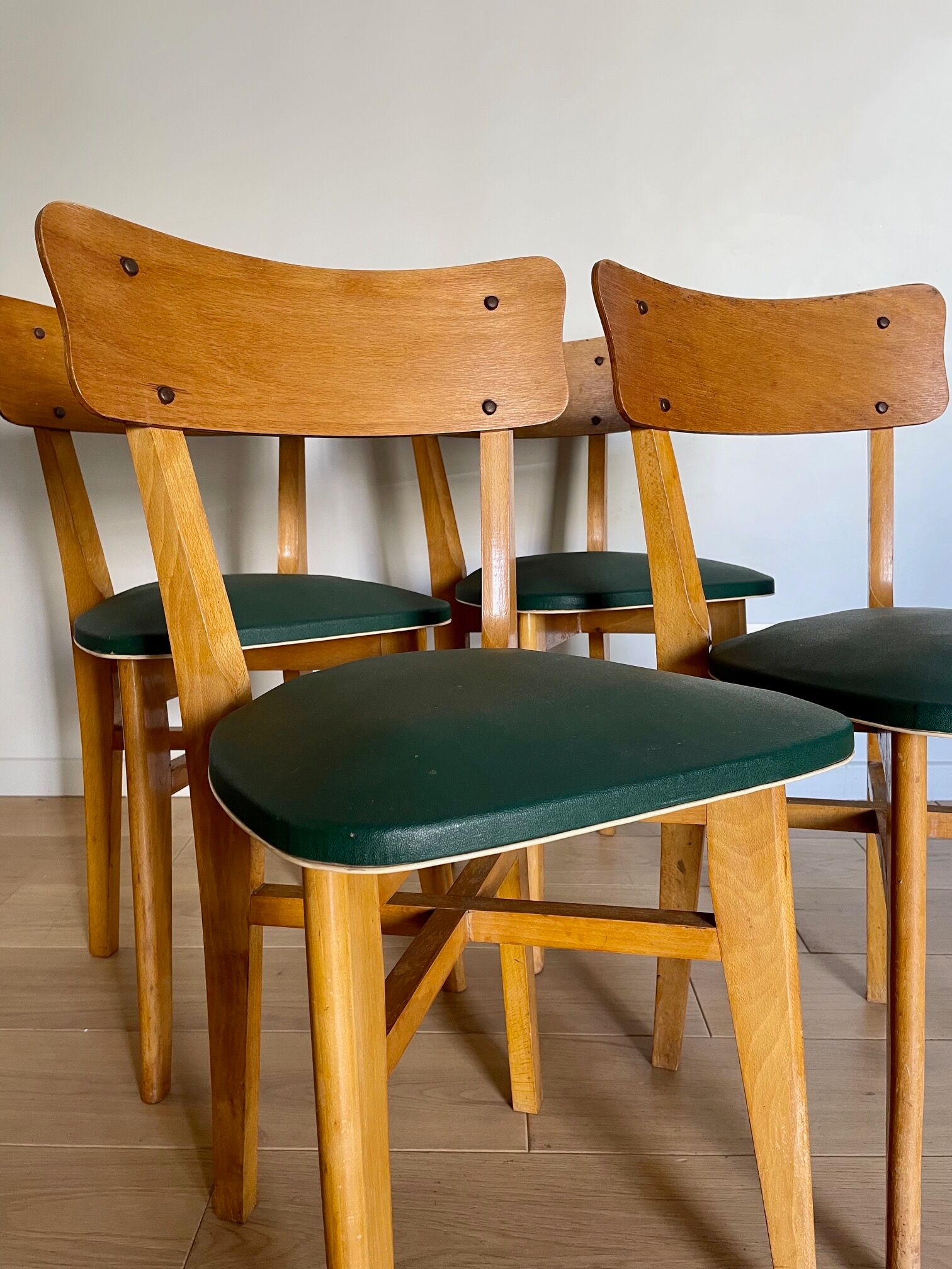 Set of 4 vintage chairs