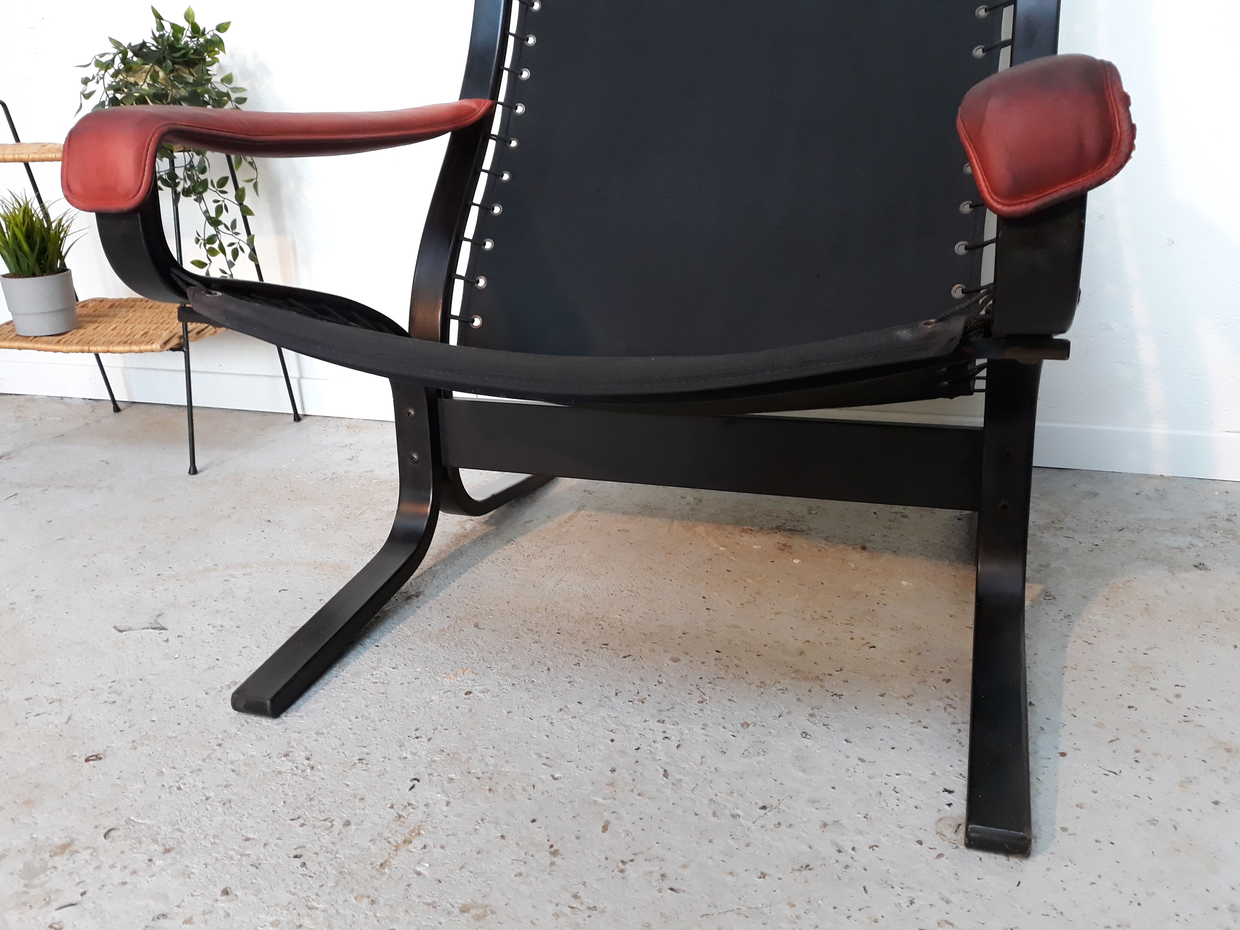 Vintage siesta armchair by Ingmar Relling