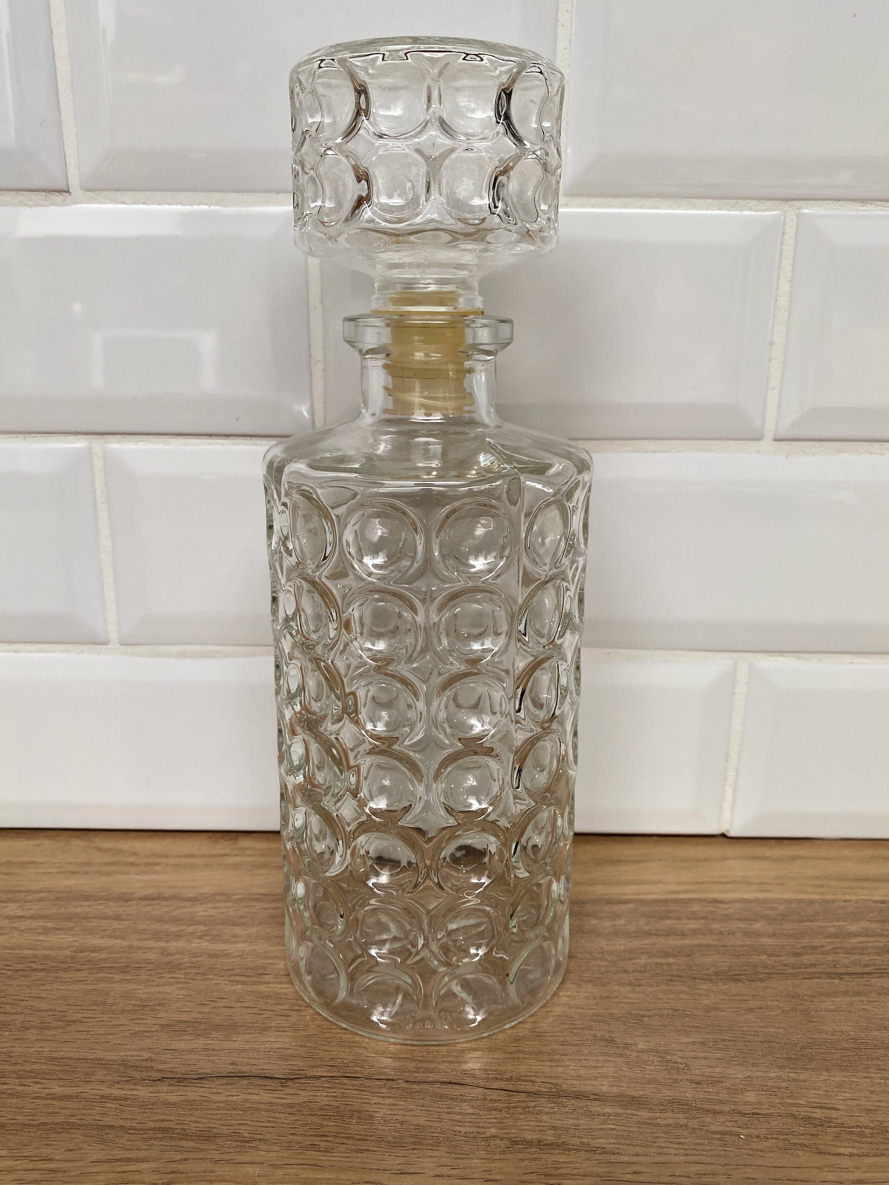Round whisky decanter