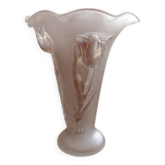 Vintage tulip vase in pressed molded glass