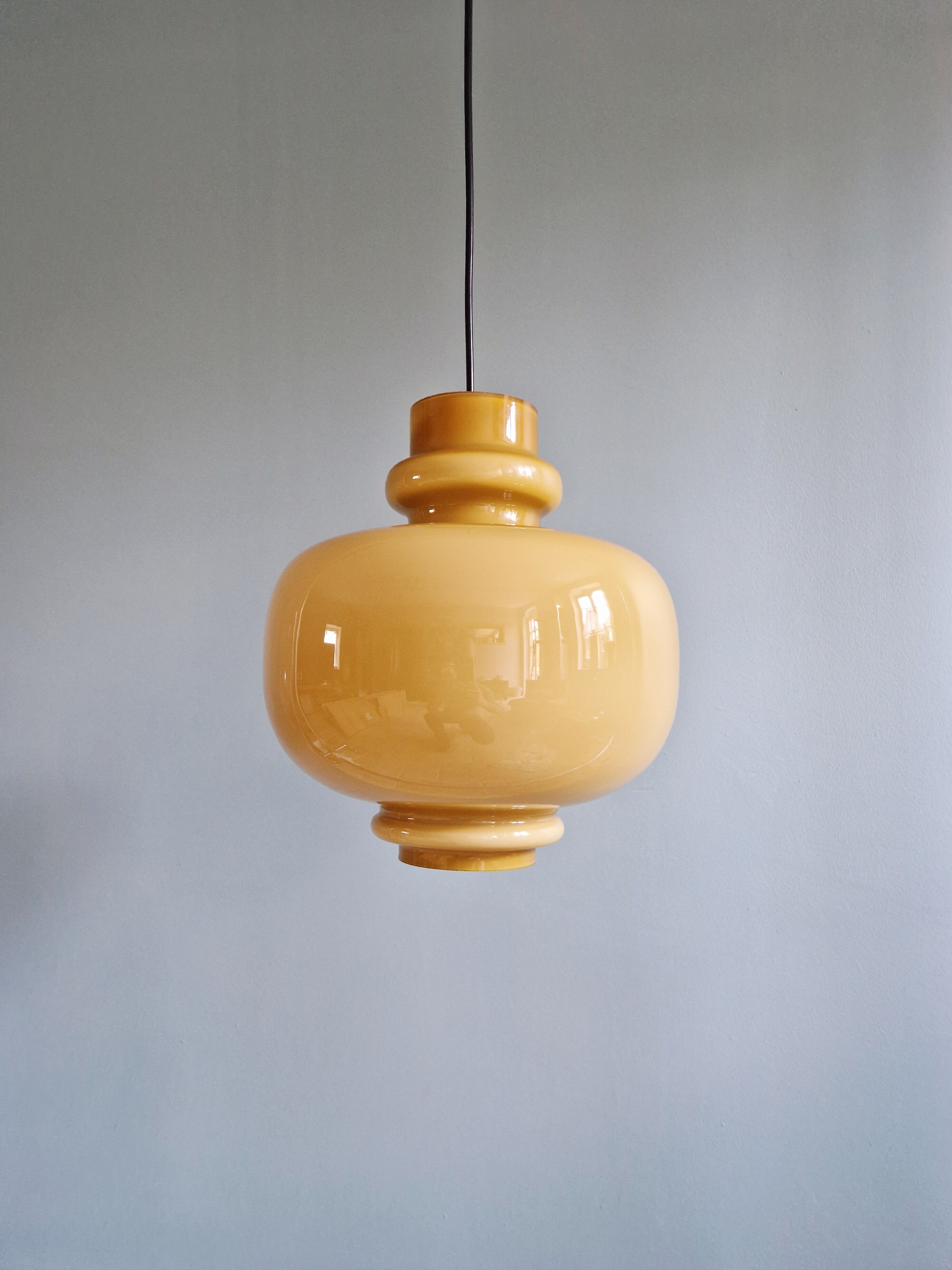 Scandinavian suspension light in mustard opaline, H-A Jakobsson, 1970.