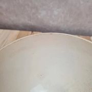 Bol ancien en terre de fer décor bleu et ocre vintage