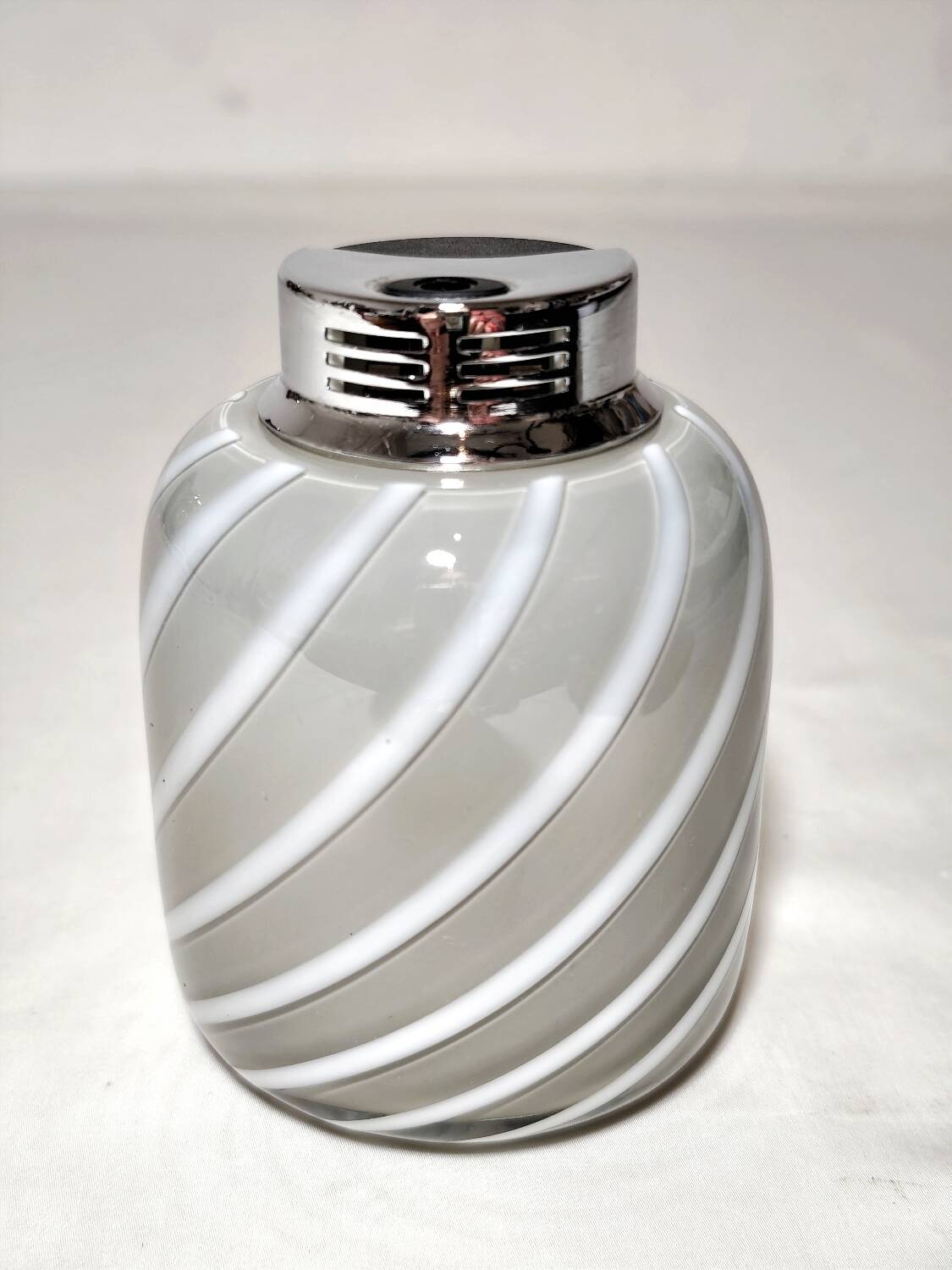 Encendedor de mesa "Tommaso Barbi" de cristal. Italia, 1970s.