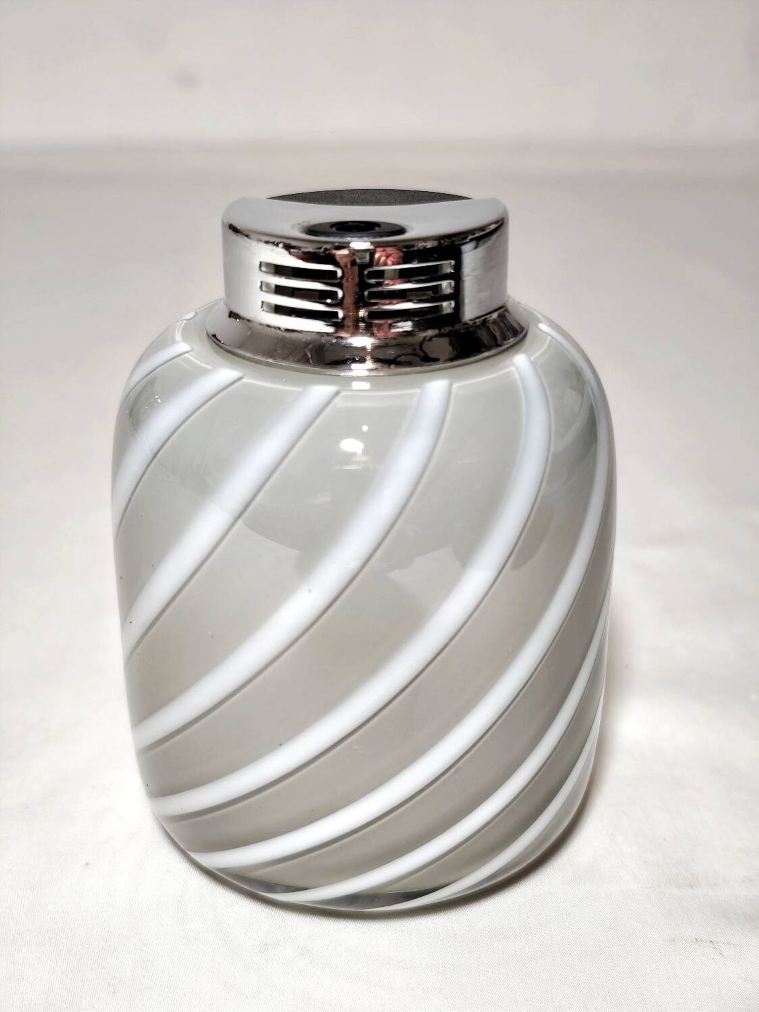 Encendedor de mesa "Tommaso Barbi" de cristal. Italia, 1970s.