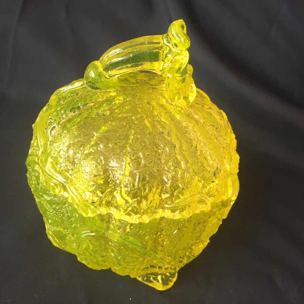 Cucurbitacee-shaped uralin candy