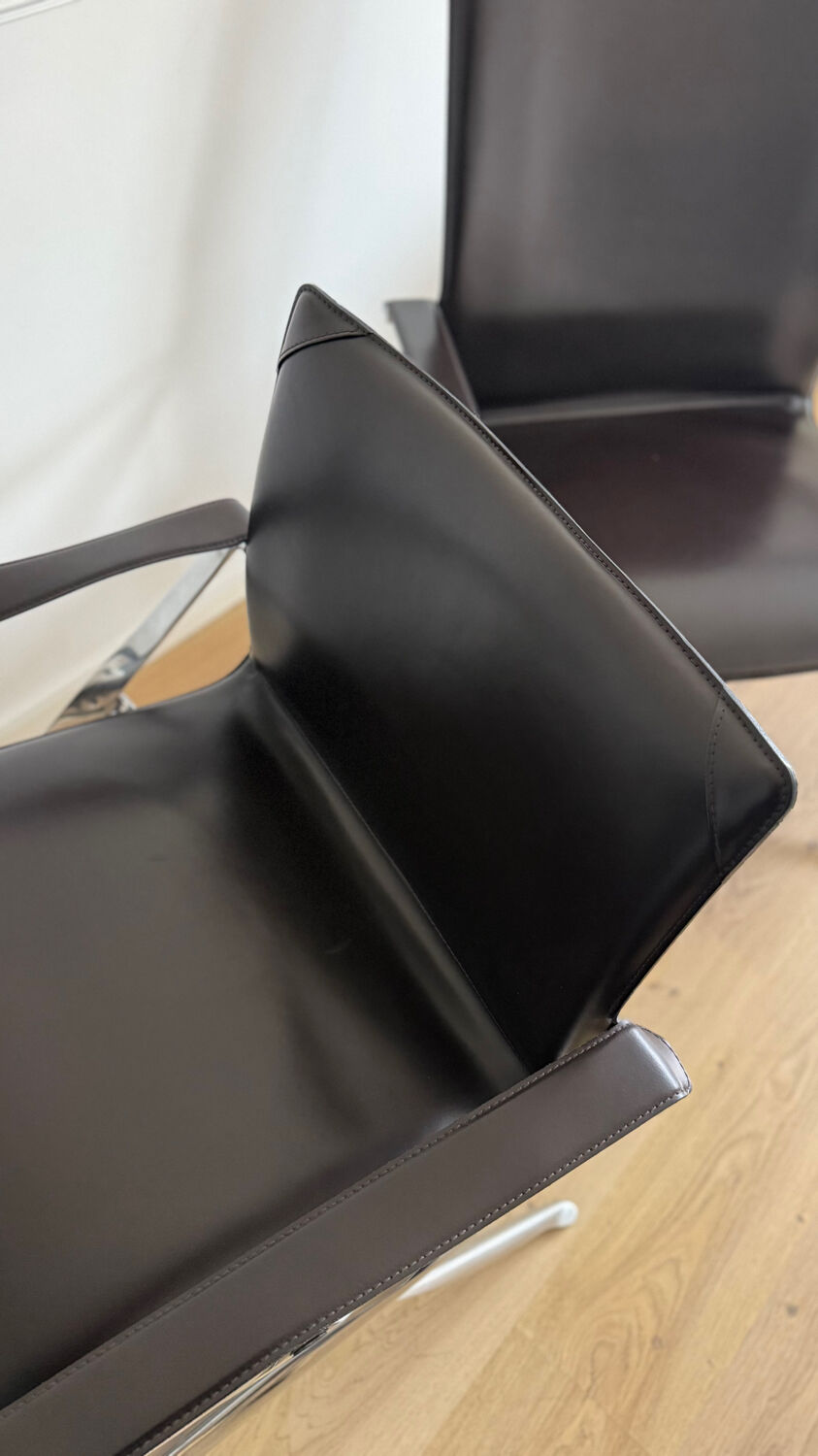 Beverly Armchair – B&B Italia – designed by Antonio Citterio