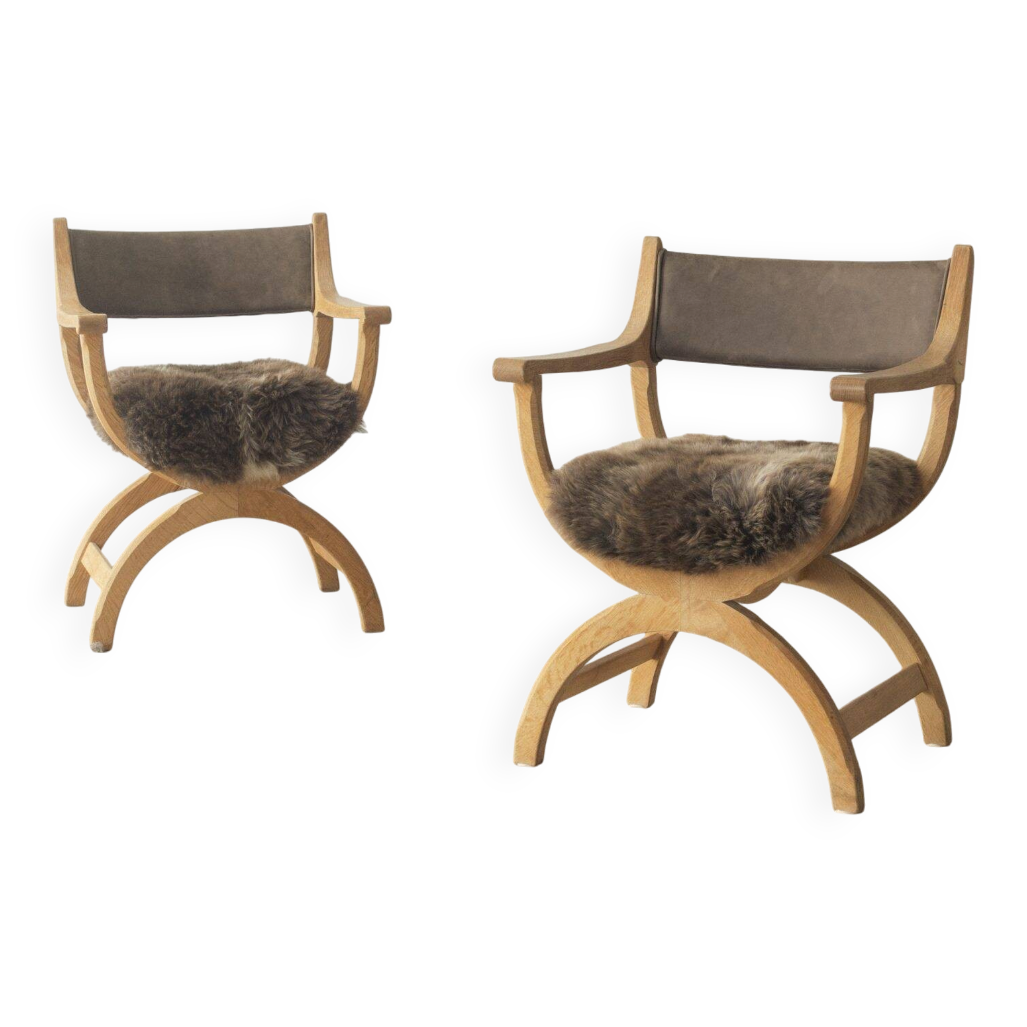Paire de fauteuils de salle à manger par Henning Kjærnulf, vers 1960