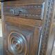 Buffet, confiturier breton