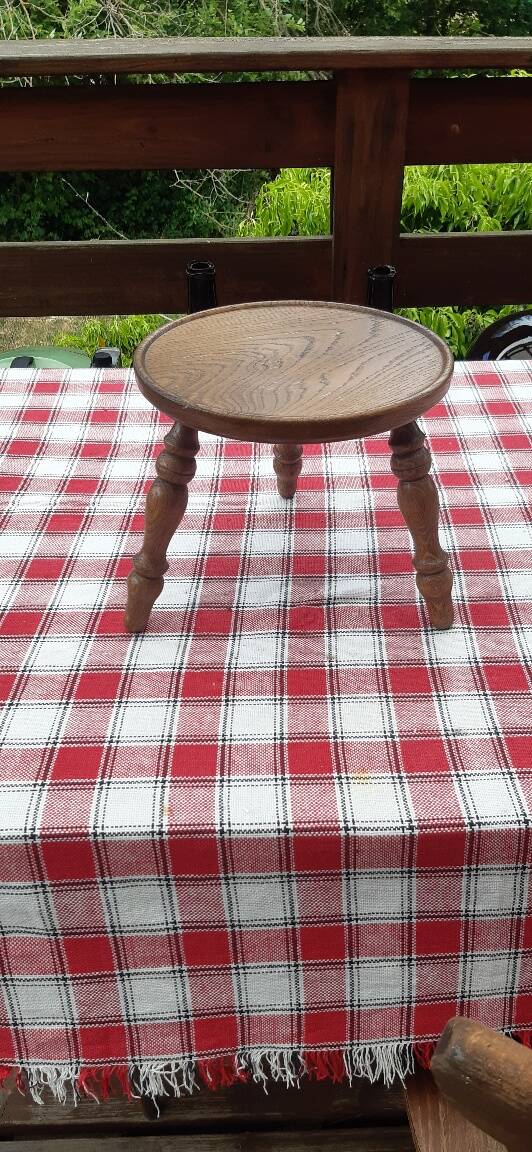 TRIPOD STOOL French oak year 70