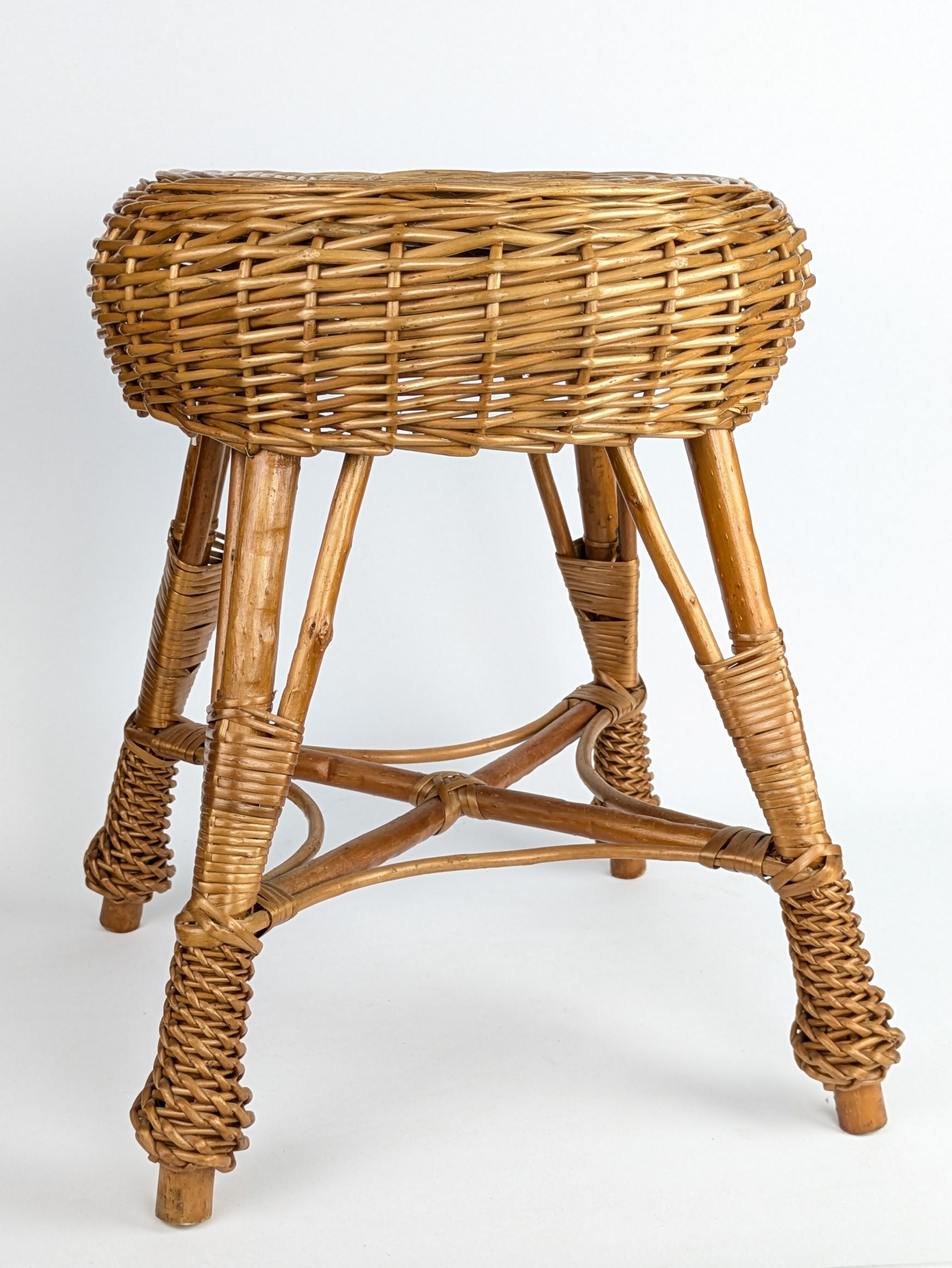 Vintage wicker stool, 1960