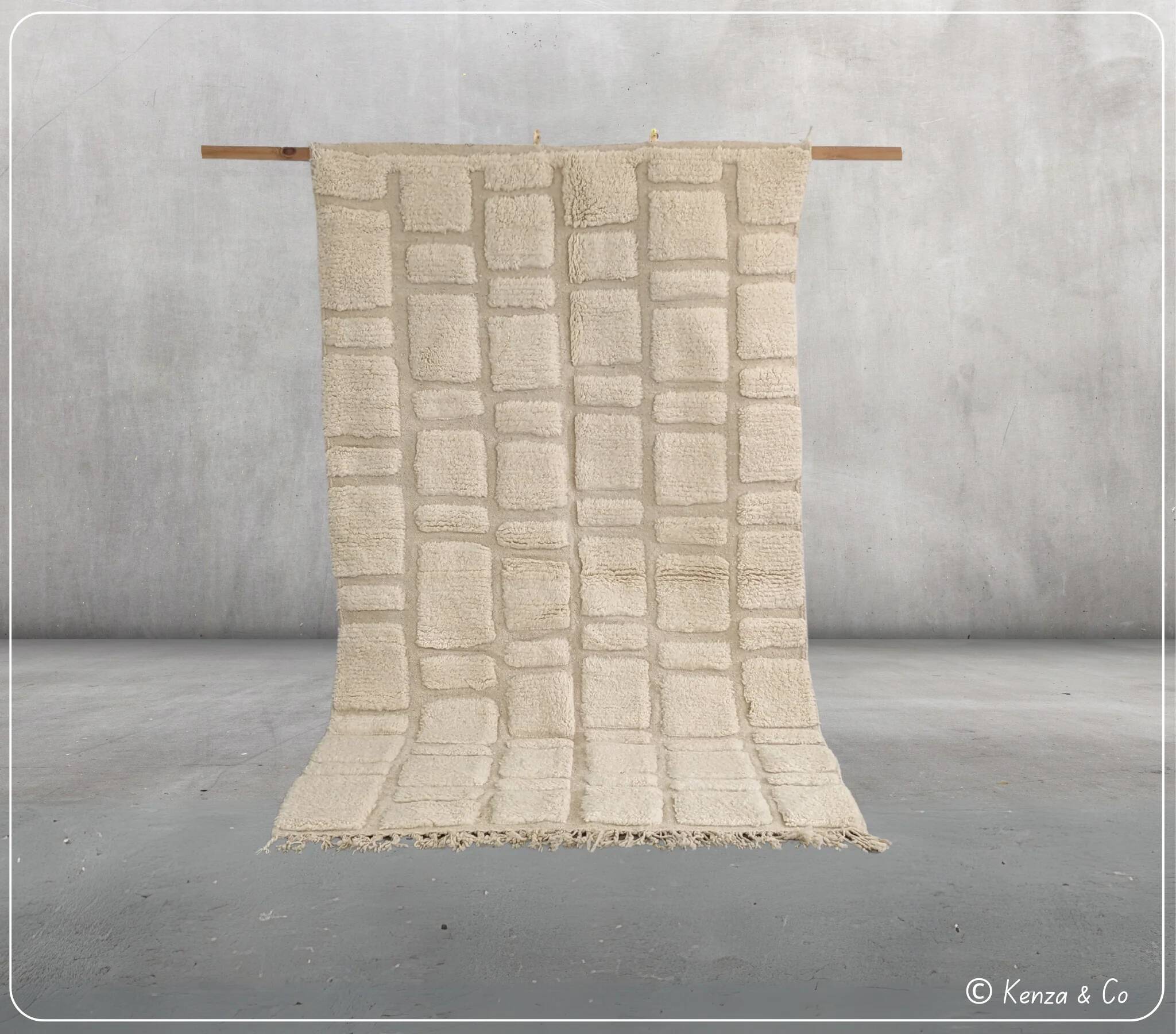 Tapis Beni Ouarain, 255 x 150 cm || 8,37 x 4,92 pieds, MS-386