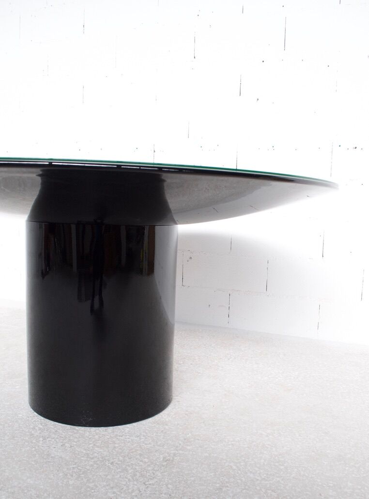 Rond table 1970