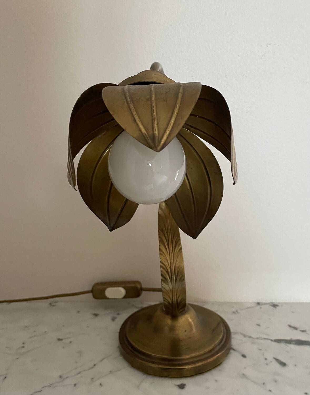 Brass flower lamp
