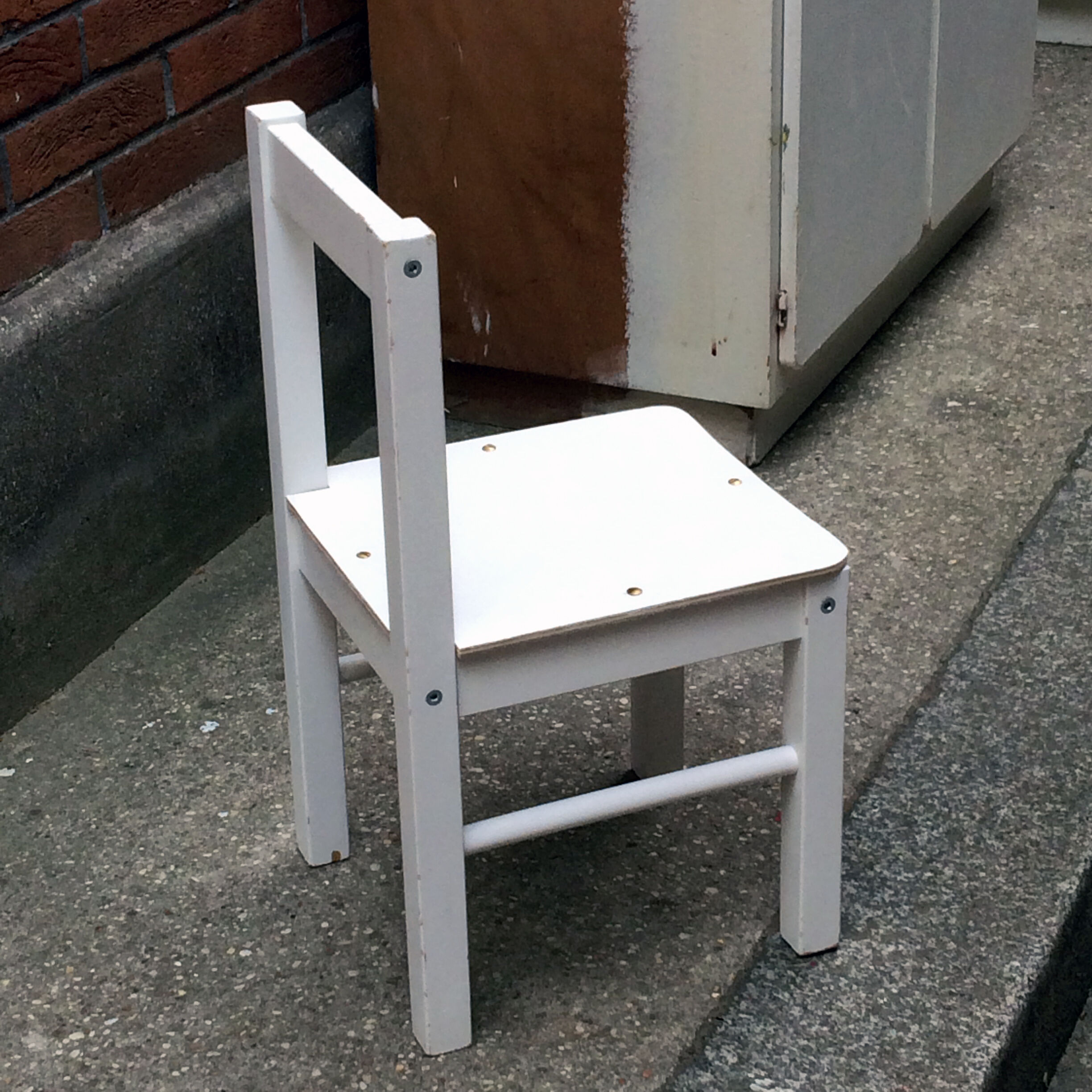 Wooden white chair