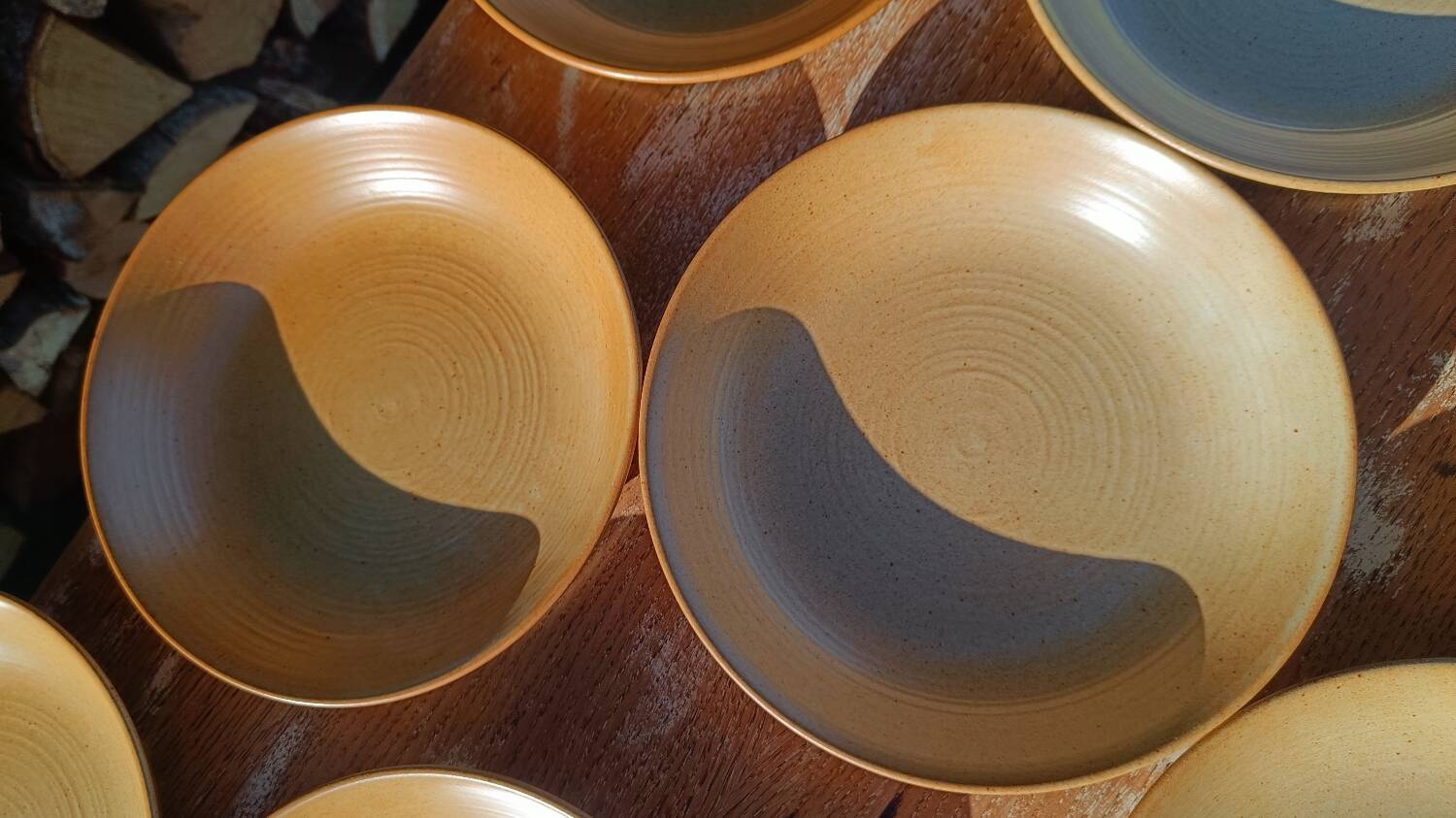 Deep stoneware plate