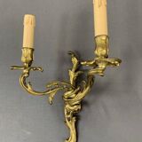Paire d’appliques de style Louis XV en bronze doré, XXème siècle