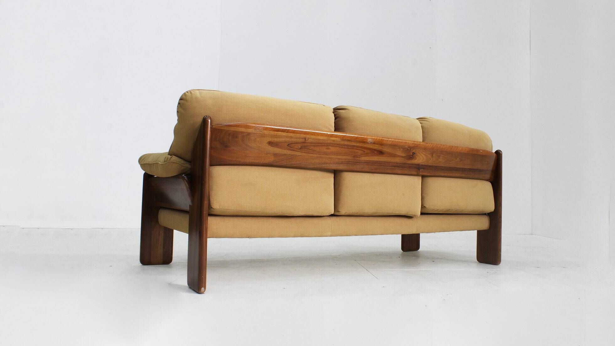 Vintage 3 seater sofa by Mario Marenco for Mobilgirgi