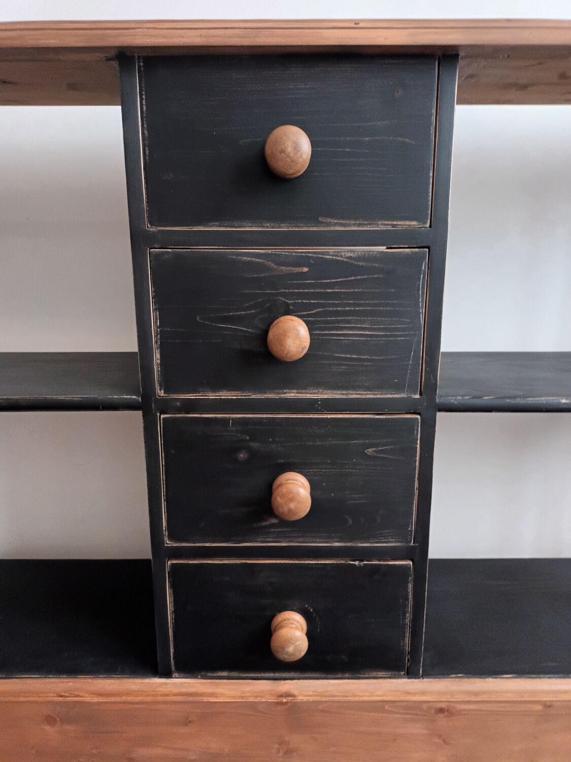 Draper's trade furniture