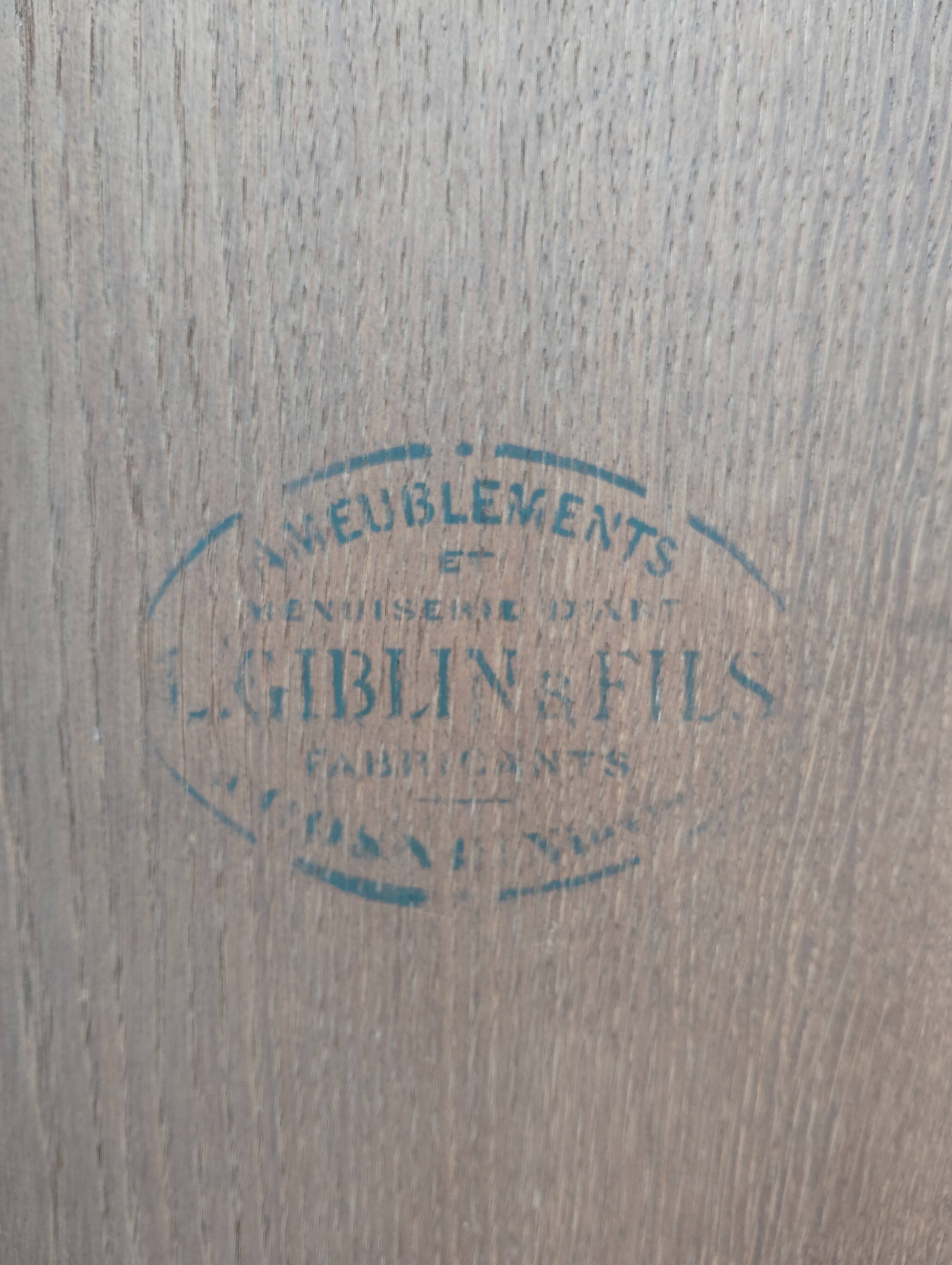 Buffet vaisselier en noyer