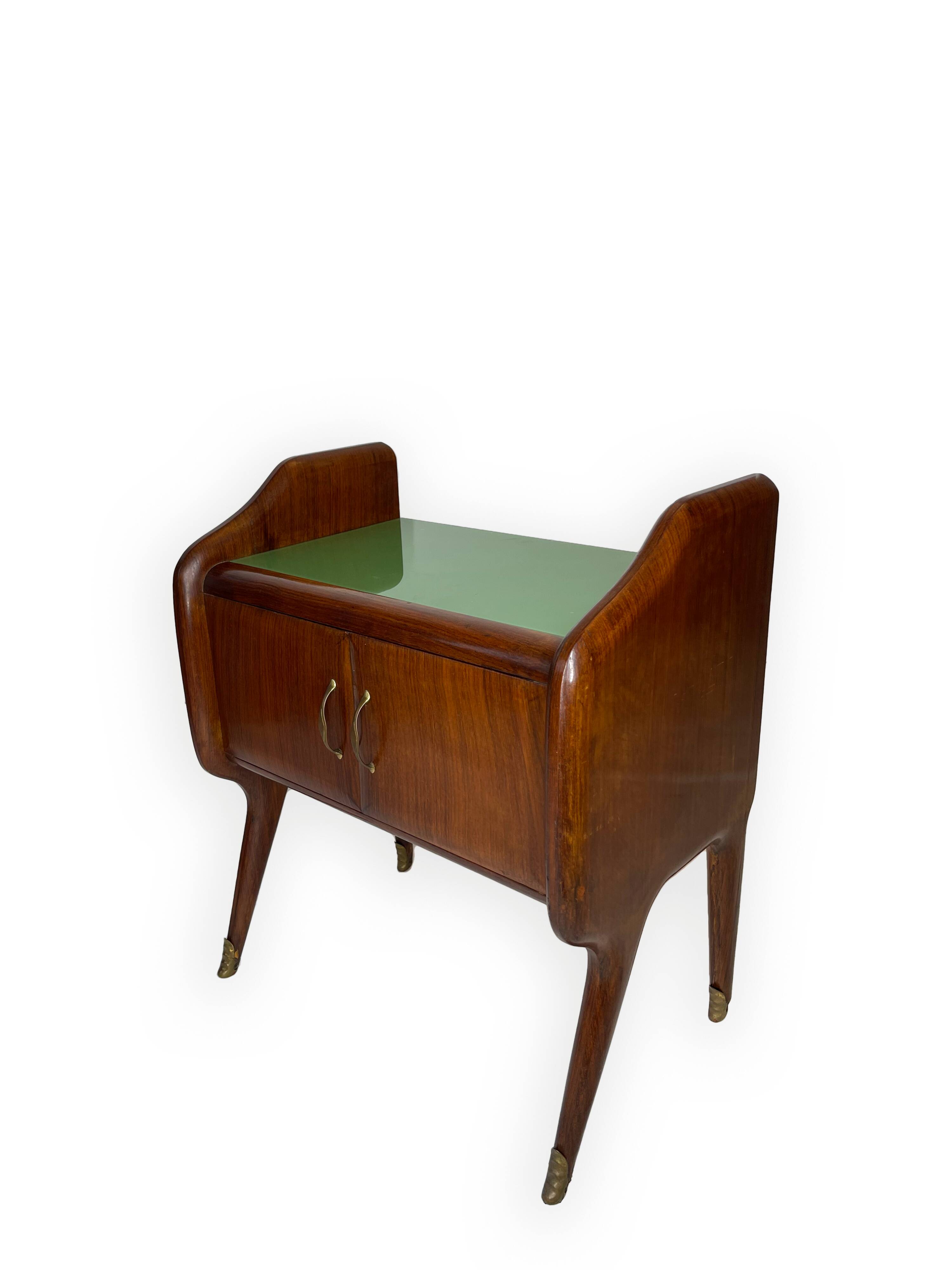 Table de chevet italienne du milieu du siècle