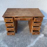 Desk a caissons