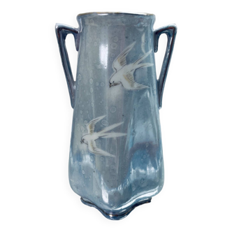 Vase japonais en porcelaine motifs colombes