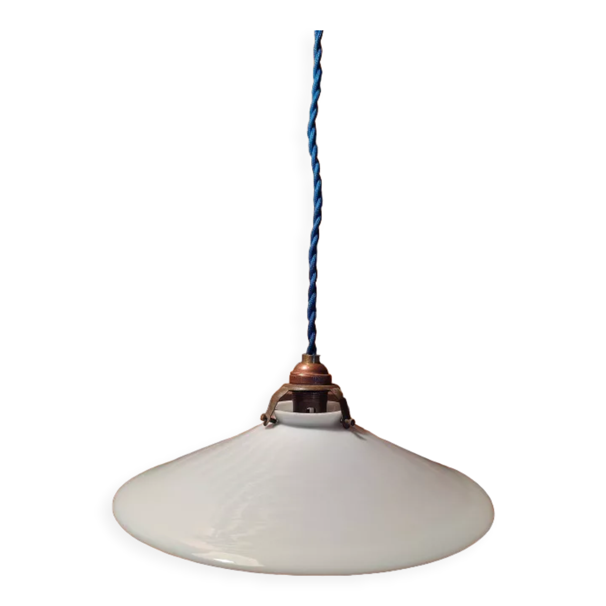 Suspension saucer opaline