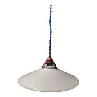 Suspension saucer opaline