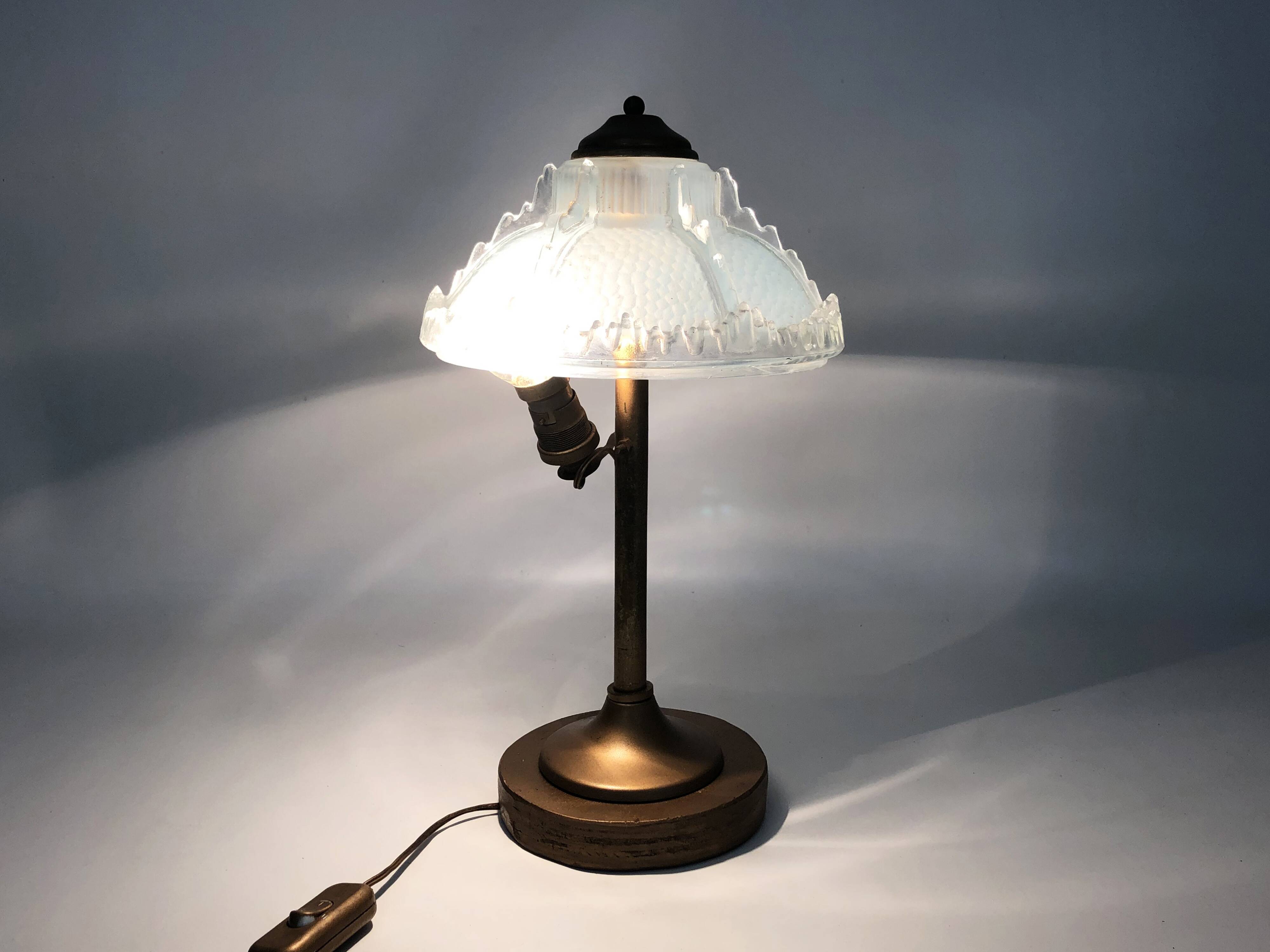 Desk lamp, art deco table lamp ezan france, 30s