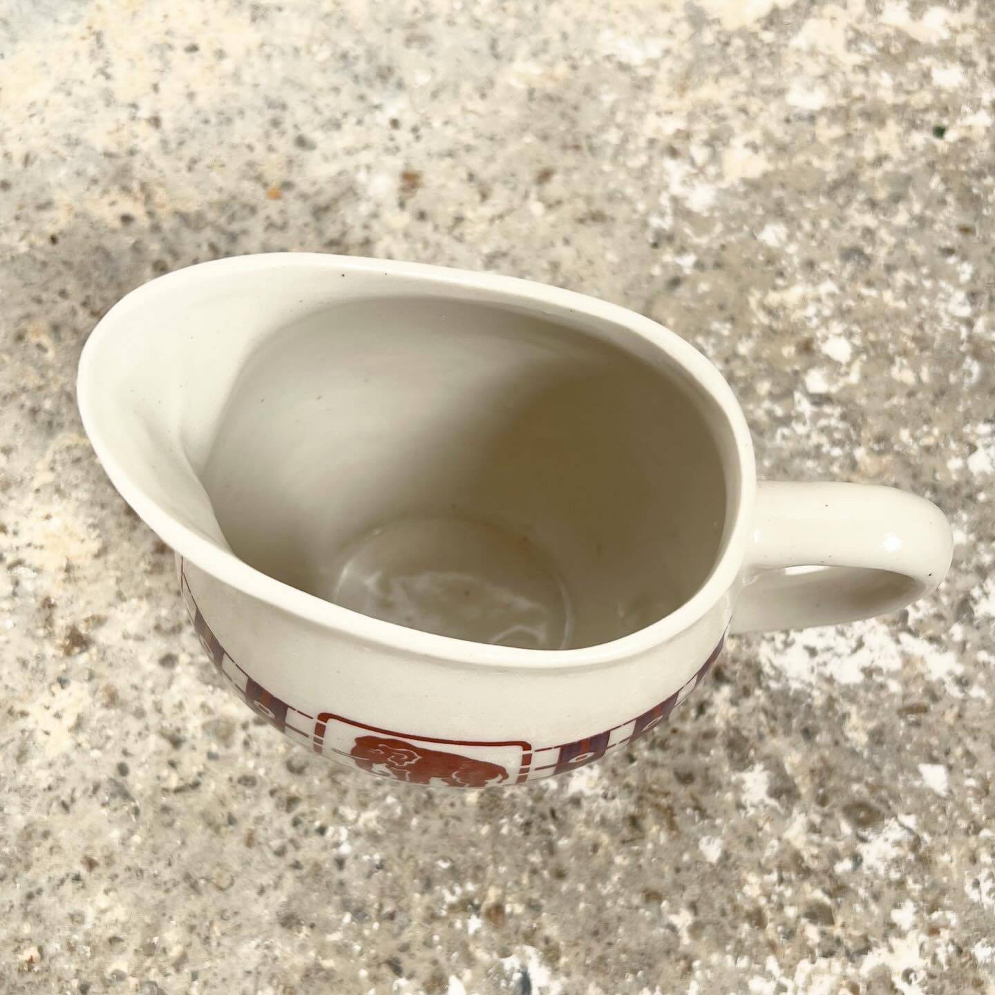 Coffee pitcher from the black elephant Toulouse