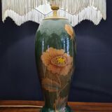 Green flowered lamp