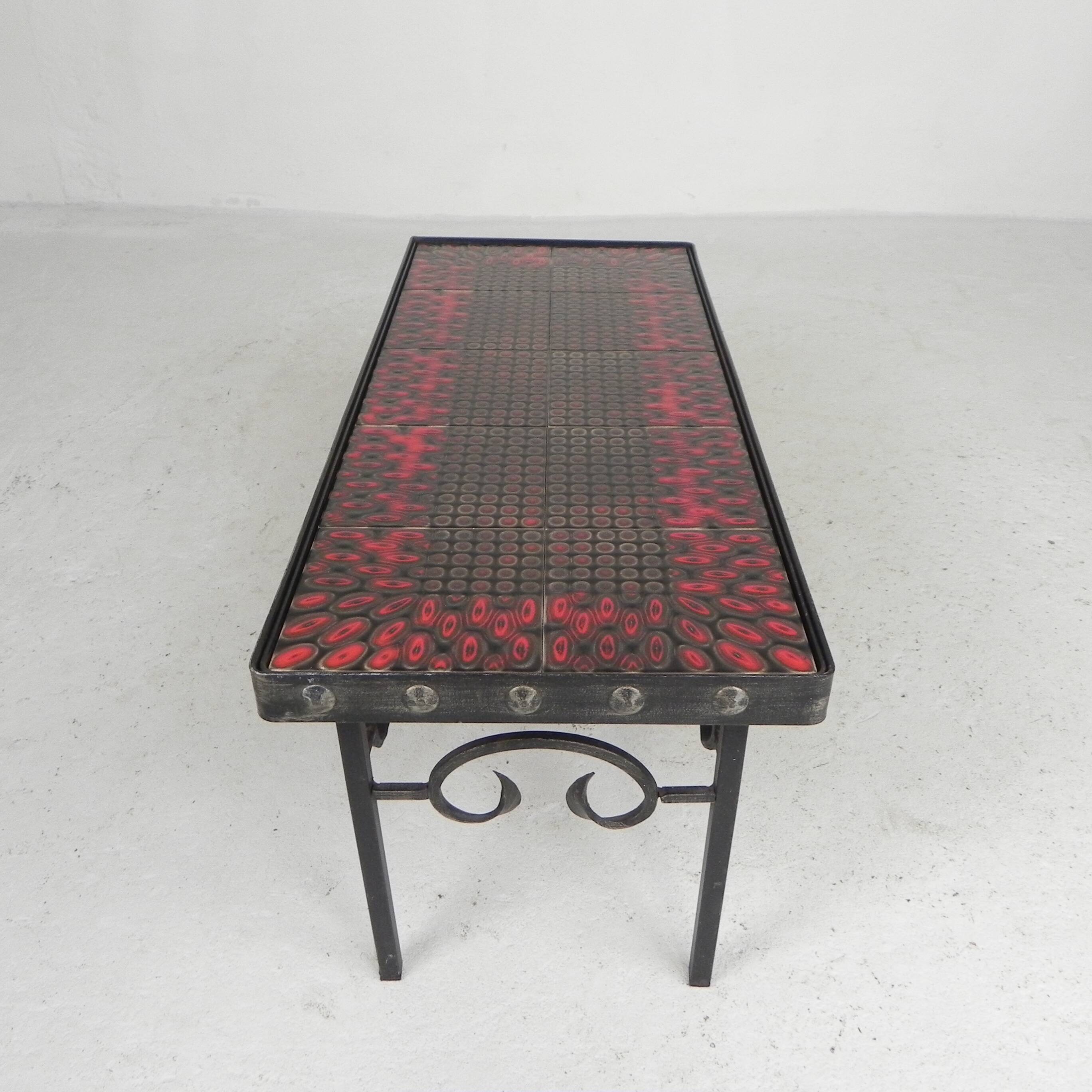 Brutalist mid-century tiled table, with 10 tiles and steel frame, 1960s.