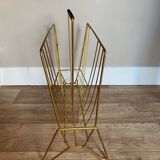 Magazine holder
