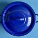 Paire de petites casseroles vintage en tôle émaillée bleues