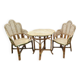 Vintage rattan living room
