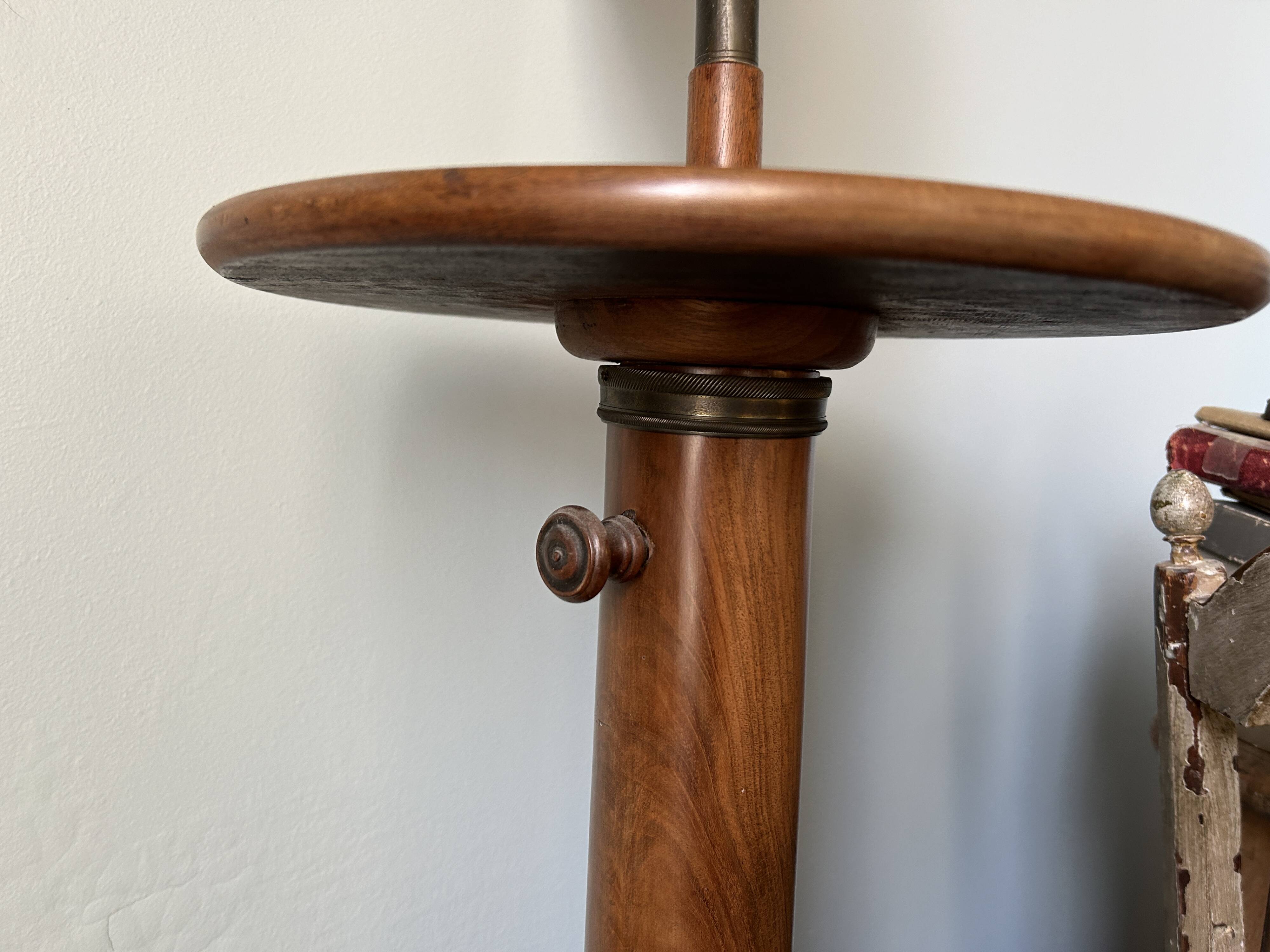 Mahogany barbershop - Restoration period