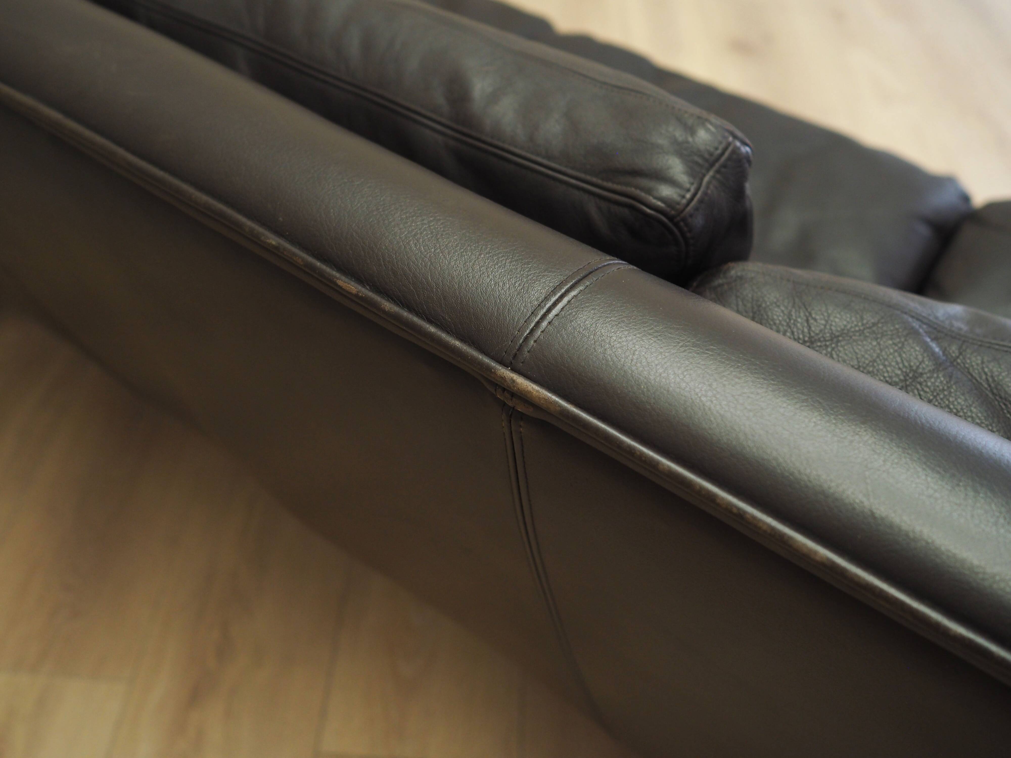 Brown leather sofa, Danish design, 1970s, designer: Werner Langenfeld, manu