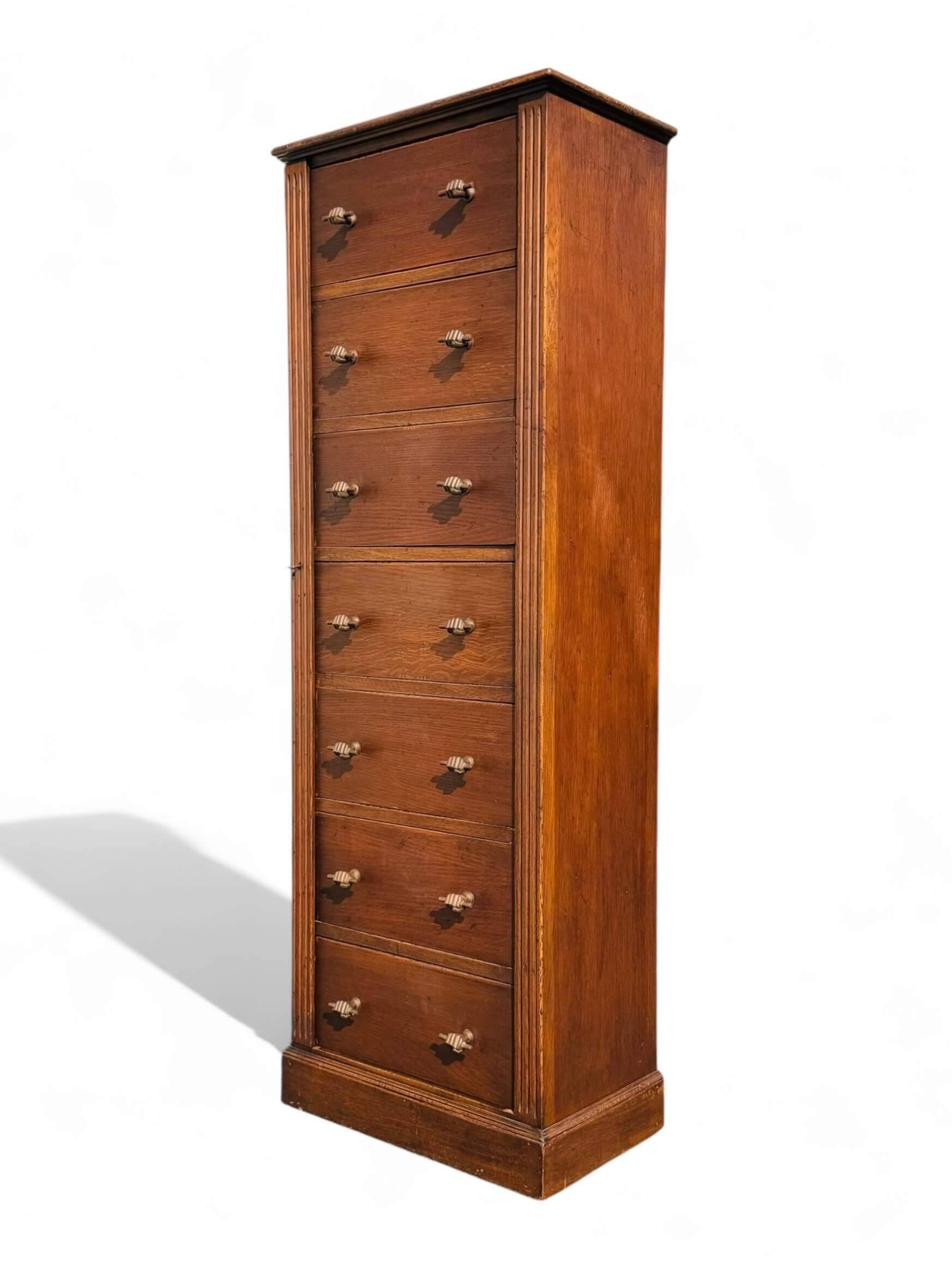 Meuble semainier ancien, début XXème