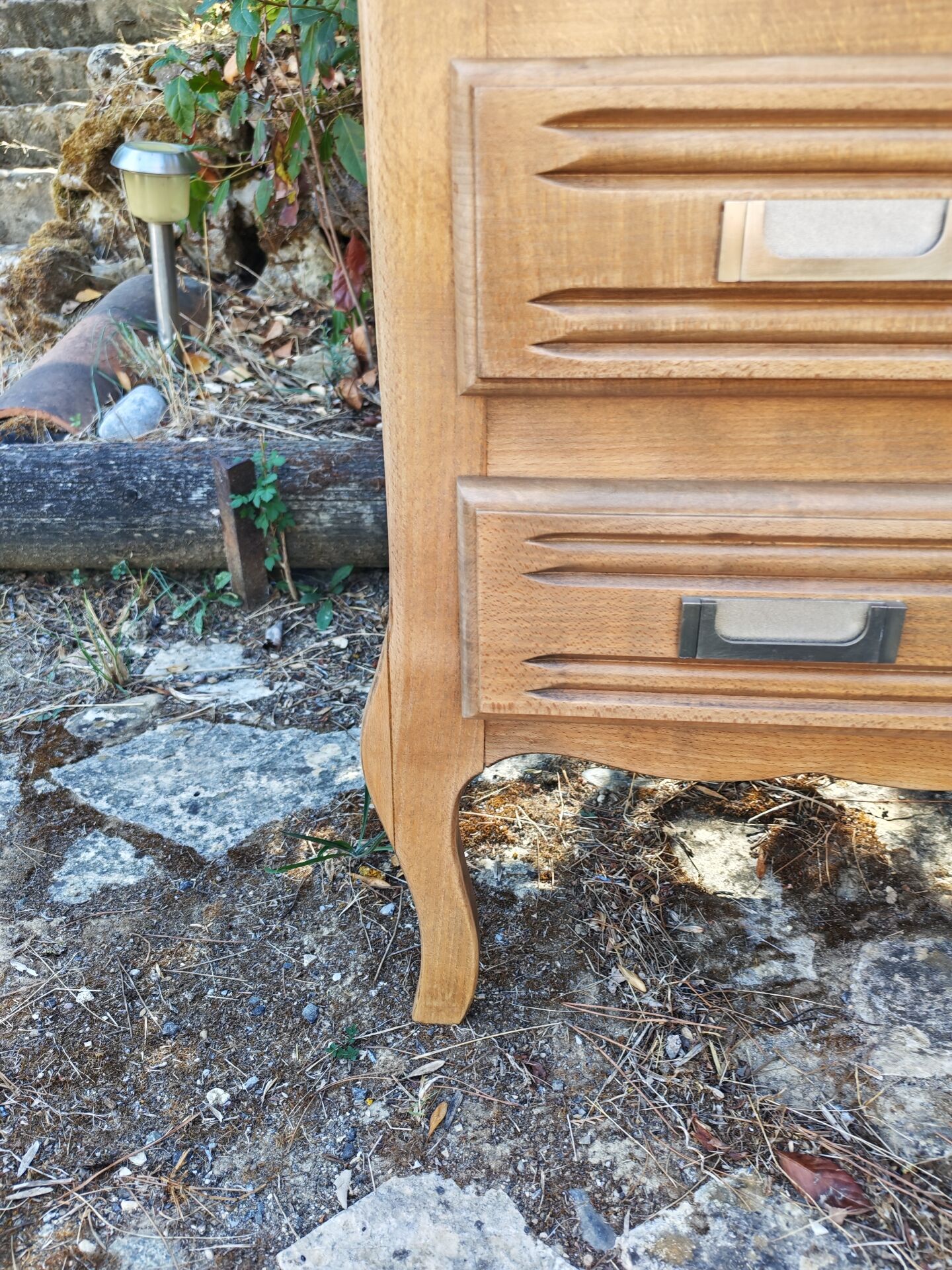 Commode vintage en chêne, rénovée.
