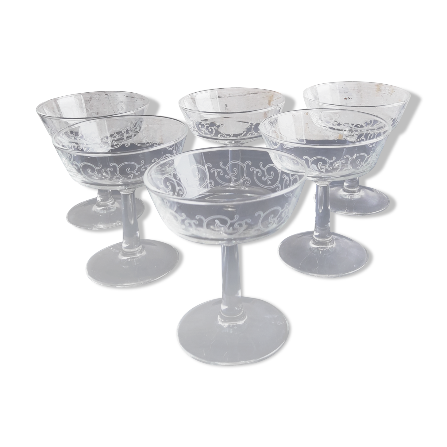 Set of 6 champagne glasses decorated with Arabesque