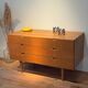 Commode scandinave vintage en chêne doré "Ebba"