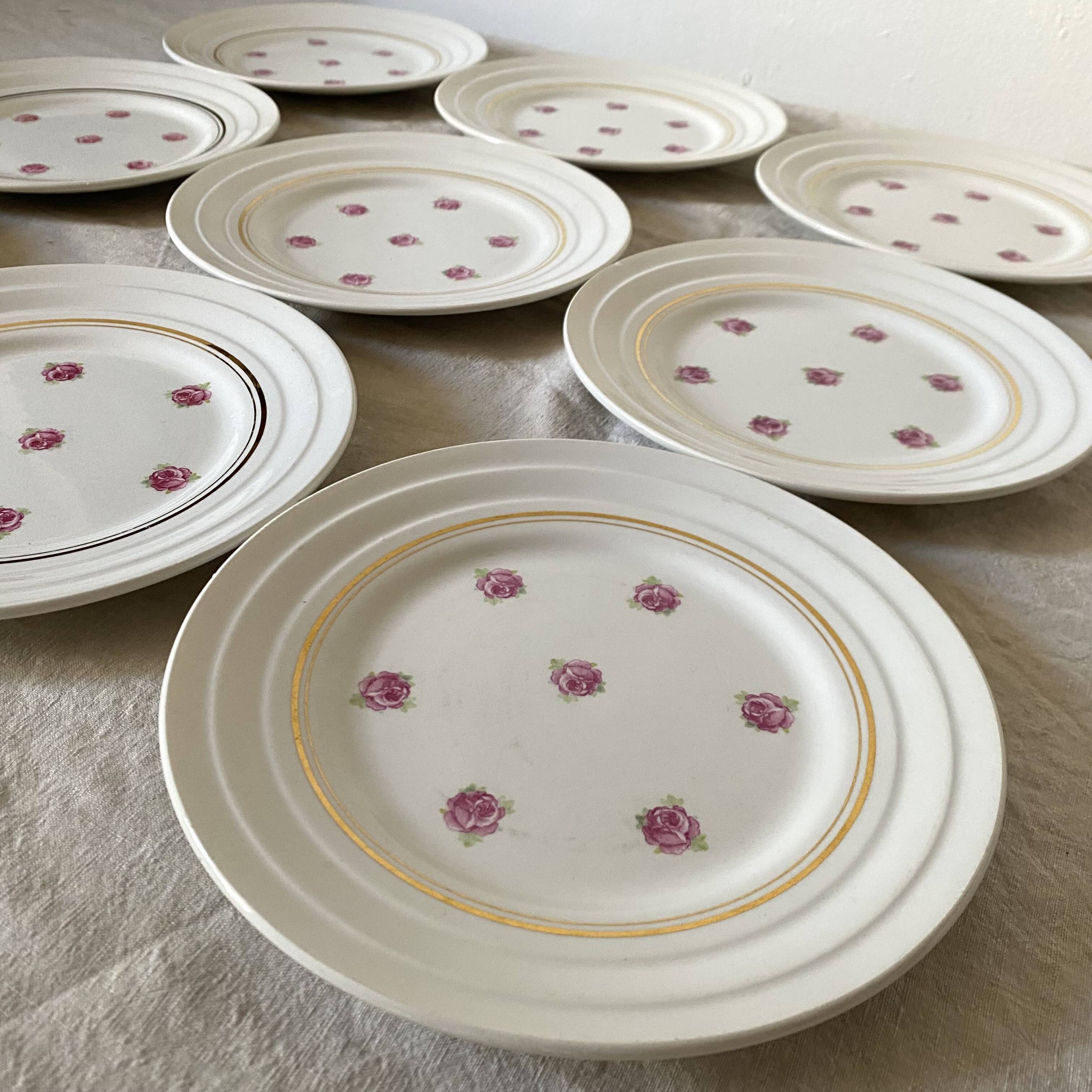 St Amand dessert plates, Roses