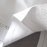 Embroidered tablecloth BC