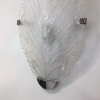 Clear graniglia “leaf” murano glass wall sconce by simoeng
