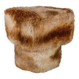 Pouf in fur