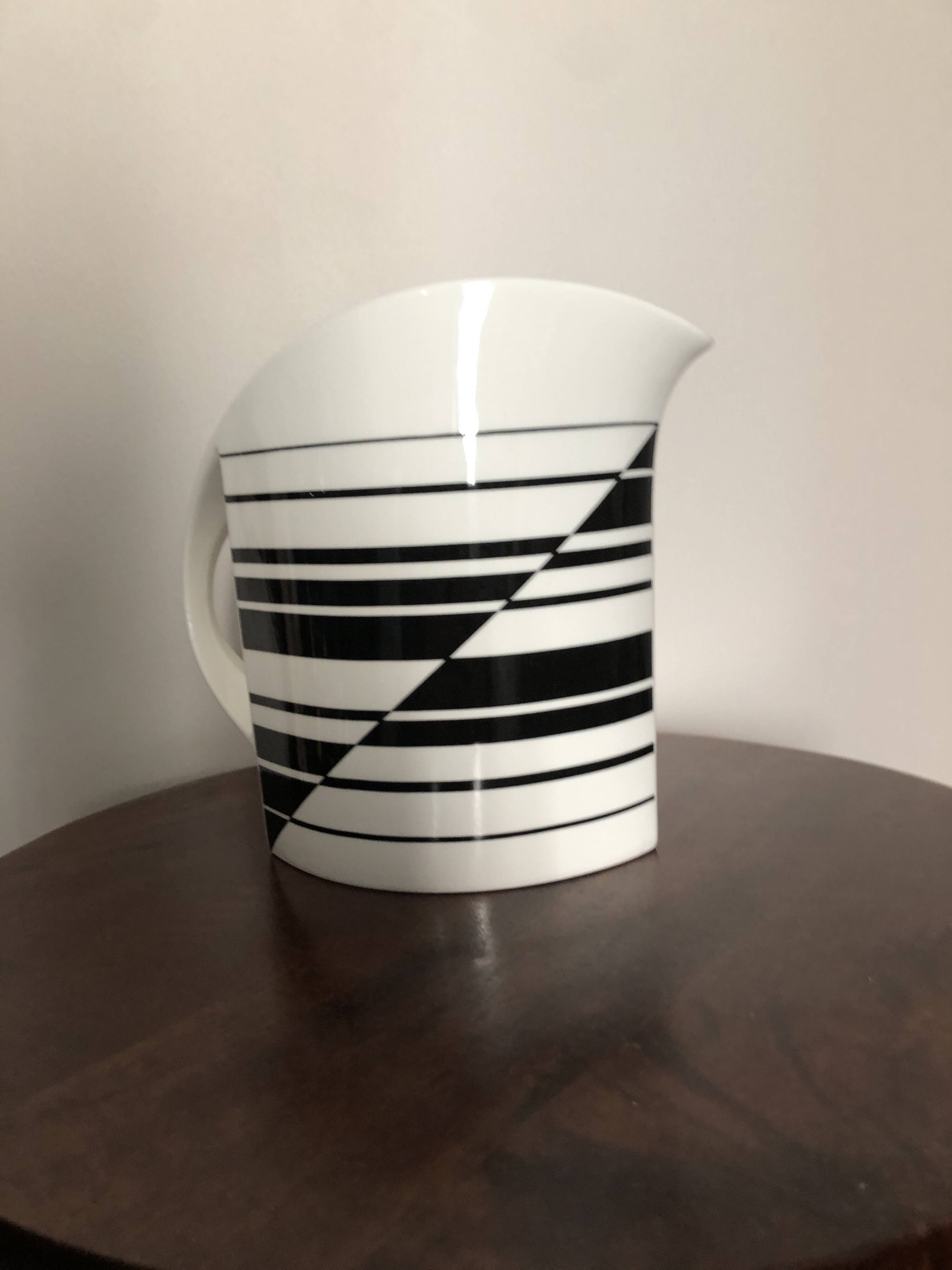 Villeroy & Boch vintage porcelain teapot